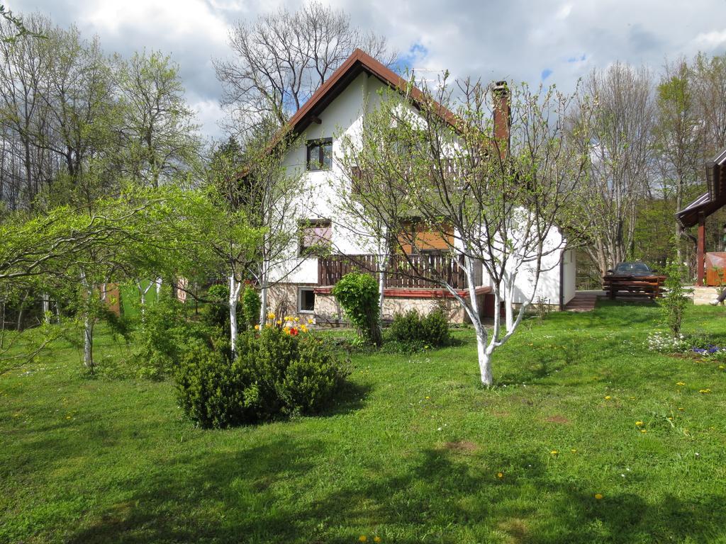 House Jezerka Hotell Jezerce Exteriör bild
